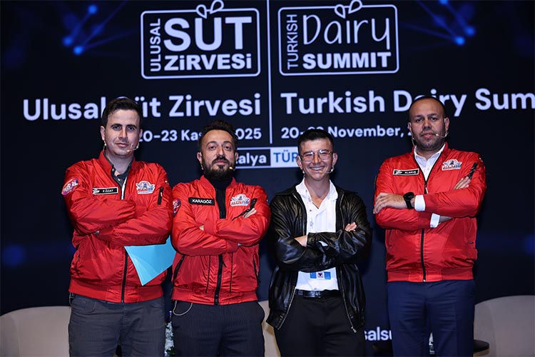 Ulusal Süt Zirvesi'nde "Hayvancılıkta Yeni Nesil Uygulamalar" Paneli Düzenlendi